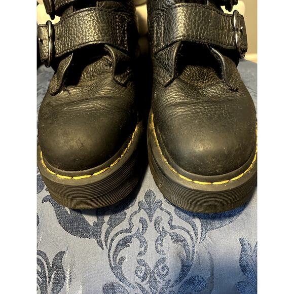 Dr Martens Devon Booties with Heart Buckles size 8/EU 39 - Picture 4 of 7